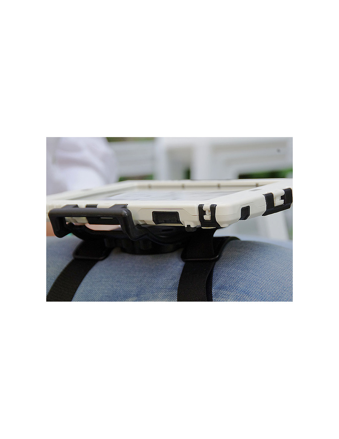 Leg mount RAM